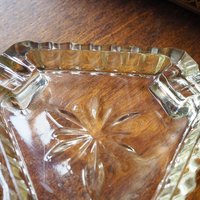 Vintage glass ashtray | Vintage ashtray | Glass ashtray | Triangle ashtray