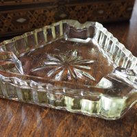 Vintage glass ashtray | Vintage ashtray | Glass ashtray | Triangle ashtray
