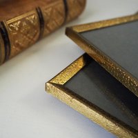 Set of two vintage photo frames | Set of two matching vintage frames | Vintage brass frame set 20x30 cm | Vintage brass frames