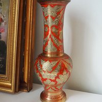 Vintage brass vase | Large enamelled brass vase | Vintage brass vases | Tall brass vase | Vintage vase | Brass and red vase