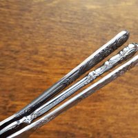 Vintage cake knives | Vintage silver tone cake knives | Stainless steel cake knives | Ornate cake servers | Mismatched cake knives