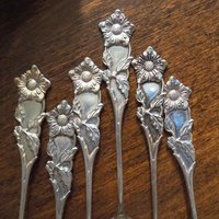 Set of six vintage teaspoons | Large alpacca silver teaspoons | Matching teaspoons | Floral teaspoon set | Vintage alpacca teaspoons
