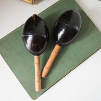 Vintage maracas | Vintage hand-painted maracas | Wooden maracas | Spanish maracas | Set of two vintage maracas | Vintage maracas from Spain