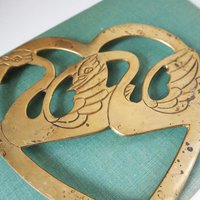 Vintage brass trivets | Set of two matching swan trivets | Heart shaped brass trivets | Brass trivets | Vintage kitchenware | Swan trivets
