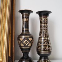 Set of two vintage vases | Brass vases | Mismatched vintage vases | Etched brass and black vases | Vintage brass vase set