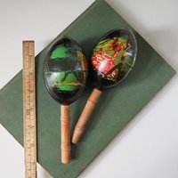 Vintage maracas | Vintage hand-painted maracas | Wooden maracas | Spanish maracas | Set of two vintage maracas | Vintage maracas from Spain
