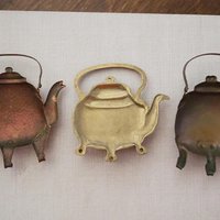 Vintage teapot wall hooks | Brass and copper wall hooks | Vintage teapot wall hooks | Kitchen wall hooks | Coffee pot wall hooks
