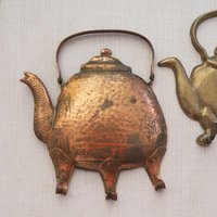 Vintage teapot wall hooks | Brass and copper wall hooks | Vintage teapot wall hooks | Kitchen wall hooks | Coffee pot wall hooks
