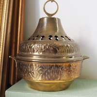 Vintage brass pomander | Vintage brass potpourri box | Large brass pomander | Brass home decor | Pierced brass box