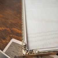 Vintage brass photo frame 20x20 cm | Ornate brass frame | Vintage photo frame | Brass picture frame | Vintage brass and white picture frame