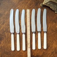 Set of six vintage knives | Sheffield knives | Vintage stainless steel knives | Vintage knife set | Atkinson Brothers knives | Bakelite