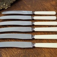 Set of six vintage knives | Sheffield knives | Vintage stainless steel knives | Vintage knife set | Atkinson Brothers knives | Bakelite