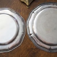 Vintage alpacca silver trays | Set of two scalloped trays | Alpacca silver platters | Vintage serving trays | Vintage scalloped trays