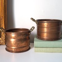 Set of two vintage copper planters | Mismatched copper planters | Small copper planters | Vintage planters with handles