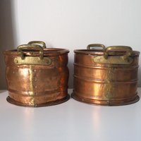 Set of two vintage copper planters | Mismatched copper planters | Small copper planters | Vintage planters with handles