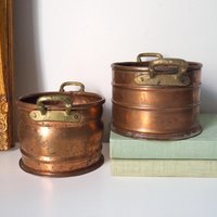 Set of two vintage copper planters | Mismatched copper planters | Small copper planters | Vintage planters with handles