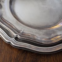 Vintage alpacca silver trays | Set of two scalloped trays | Alpacca silver platters | Vintage serving trays | Vintage scalloped trays