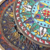 Set of two vintage wall plates | Decorative wall plates | Enamelled wall plates | Colourful vintage wall plates