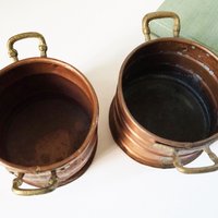 Set of two vintage copper planters | Mismatched copper planters | Small copper planters | Vintage planters with handles