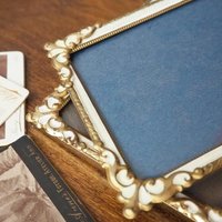 Set of two vintage photo frames | Set of two small matching vintage frames | Vintage brass picture frames | Brass and white frames