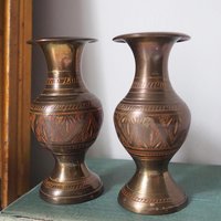Set of two small vintage vases | Small brass vases | Vintage bud vase | Vintage single flower vases | Etched brass vases
