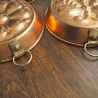 Set of four vintage copper baking molds | Small copper molds | Mismatched copper molds | Vintage copper molds | Vintage kitchen decor