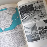 Vintage encyclopedia set | Pieni Tietosanakirja | Finnish encyclopedia set | Vintage Finnish encyclopedia | Vintage books | Finnish books
