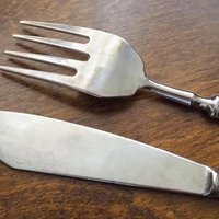 Vintage serving utensils | Vintage serving set | 1950s serving set | Vintage serving knife and fork | Vintage serveware