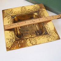 Vintage trinket dish | Vintage brass trinket dish | Heavy brass dish | Vintage brass ashtray | Asian brass dish