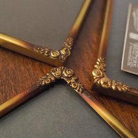 Set of three vintage brass photo frames | Brass photo frames 13x18 cm | Vintage brass picture frames | Vintage floral frames