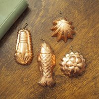 Set of four small vintage copper baking molds | Tiny copper molds | Mismatched copper molds | Vintage copper molds | Vintage kitchen decor