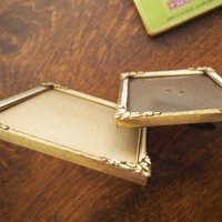 Set of two vintage photo frames | Set of two small matching vintage frames | Vintage brass picture frames | Brass and white frames