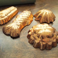 Set of four small vintage copper baking molds | Tiny copper molds | Mismatched copper molds | Vintage copper molds | Vintage kitchen decor