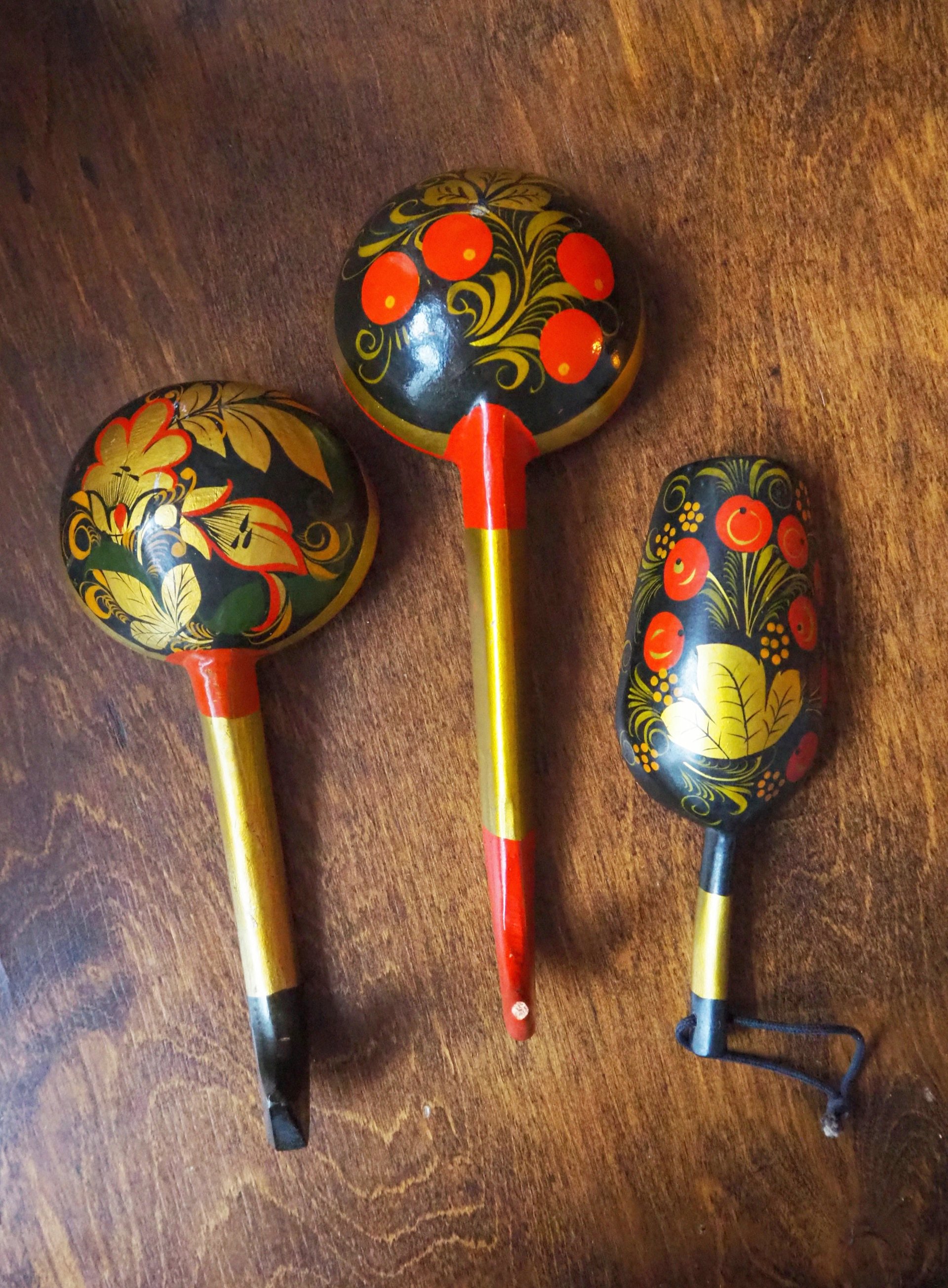 Vintage Khokhloma scoops | Vintage handpainted wooden scoops | Russian wooden ladles | Vintage Khokhloma ladles
