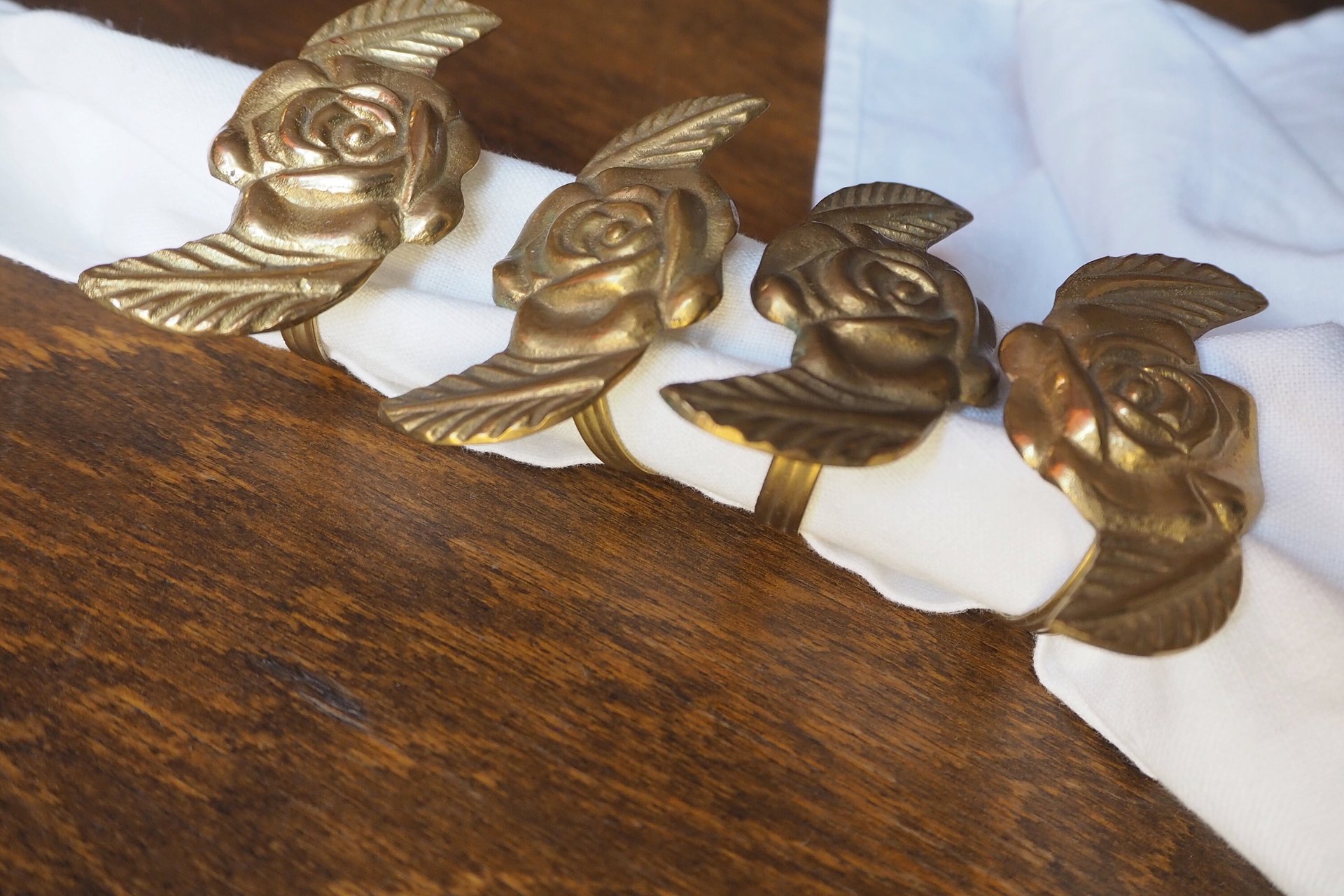 Vintage brass napkin rings | Set of four vintage napkin rings | Vintage rose napkin rings | Set of four brass napkin rings