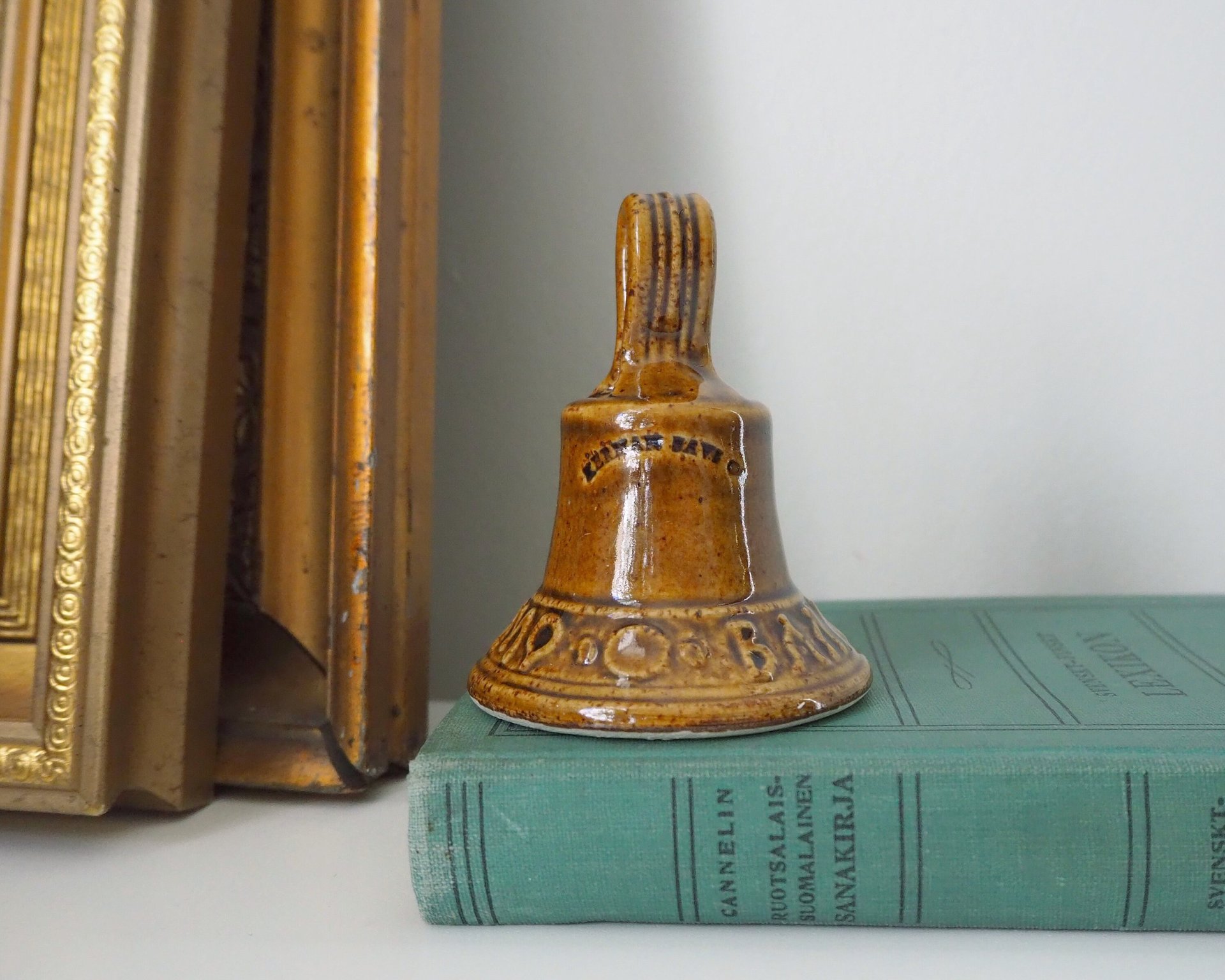 Vintage handbell | Ceramic hand bell | Ceramic table bell | Vintage table bell | Small vintage handbell