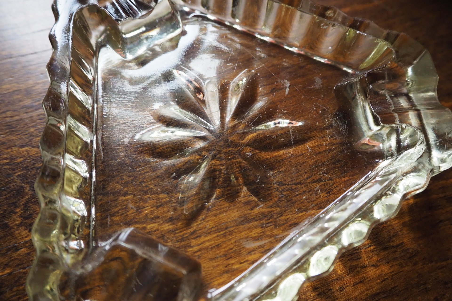 Vintage glass ashtray | Vintage ashtray | Glass ashtray | Triangle ashtray