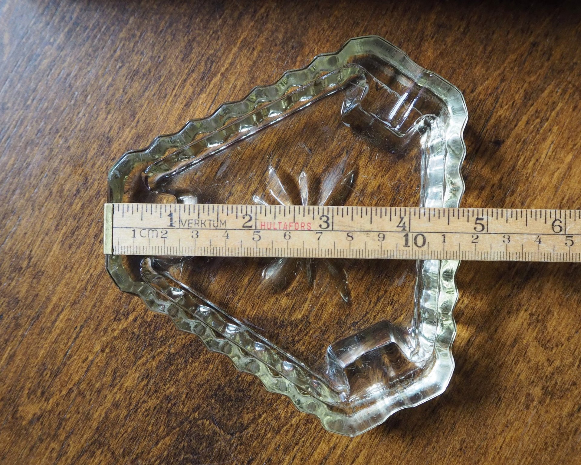 Vintage glass ashtray | Vintage ashtray | Glass ashtray | Triangle ashtray