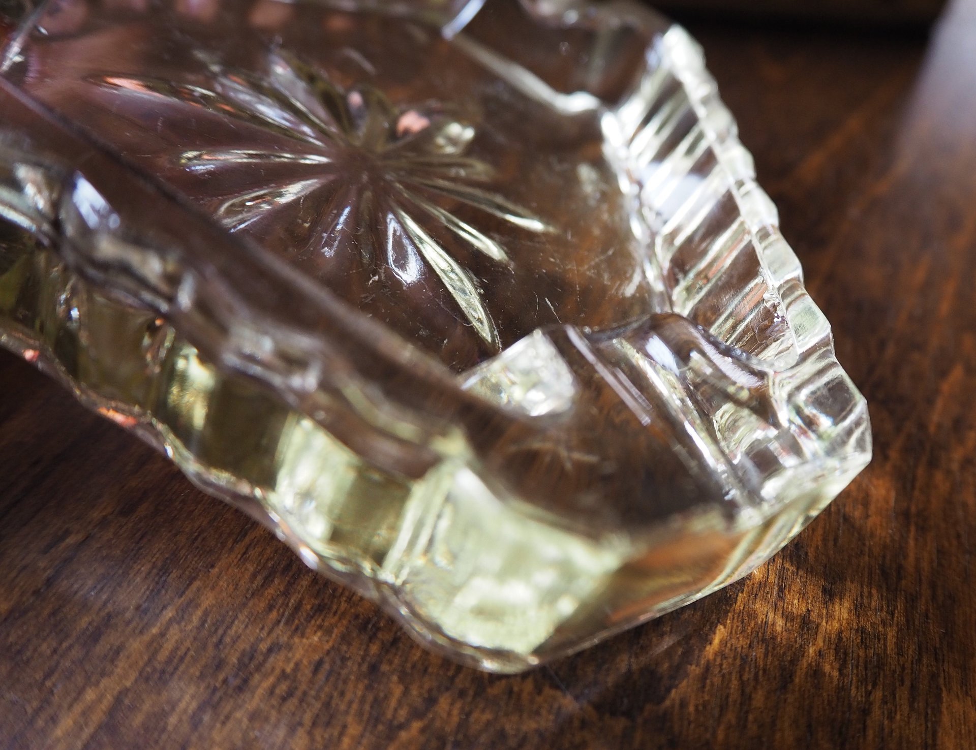 Vintage glass ashtray | Vintage ashtray | Glass ashtray | Triangle ashtray