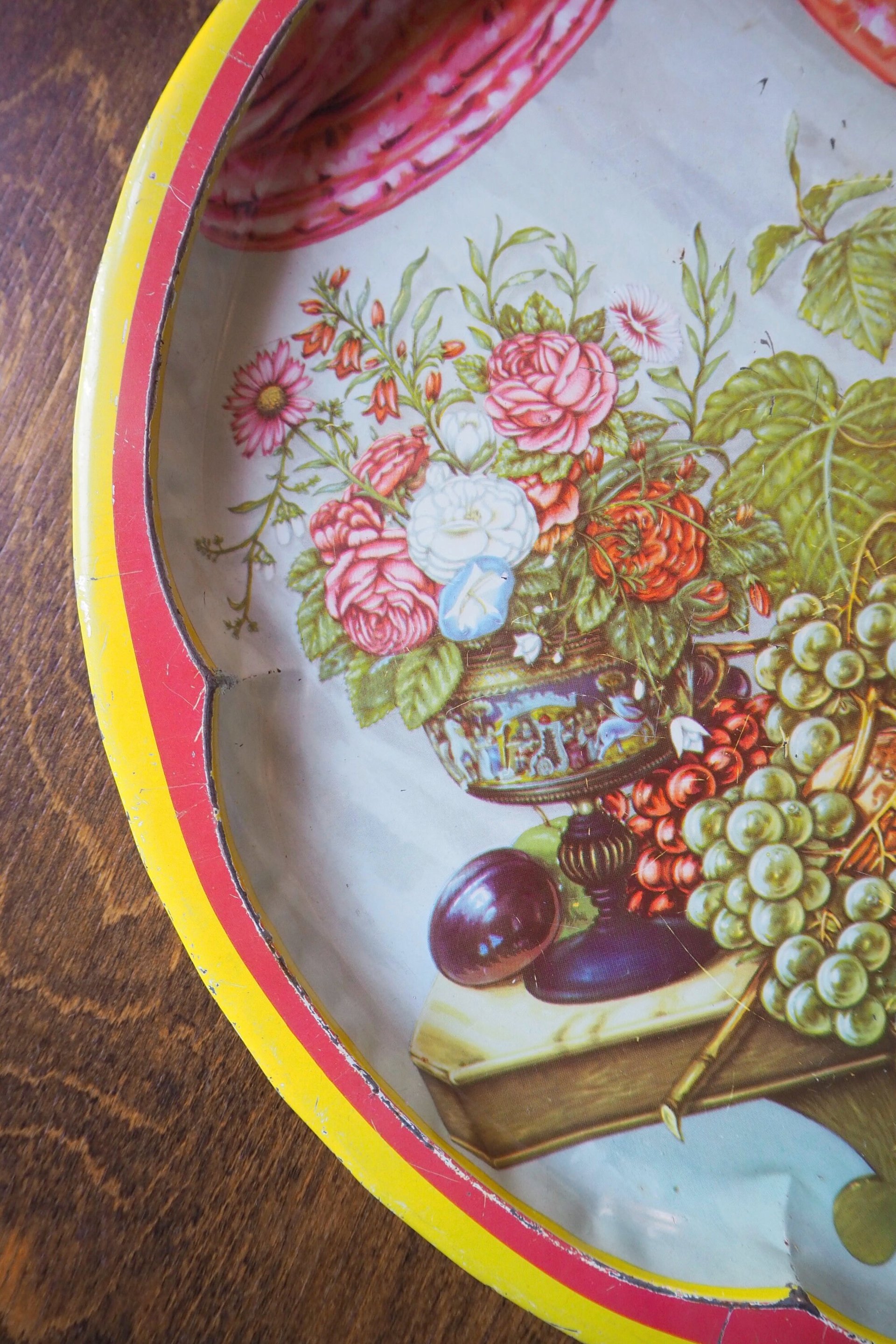 Vintage Daher Decorated Ware tray | Vintage floral tin tray | Vintage scalloped tin tray | Vintage tray | Made in England