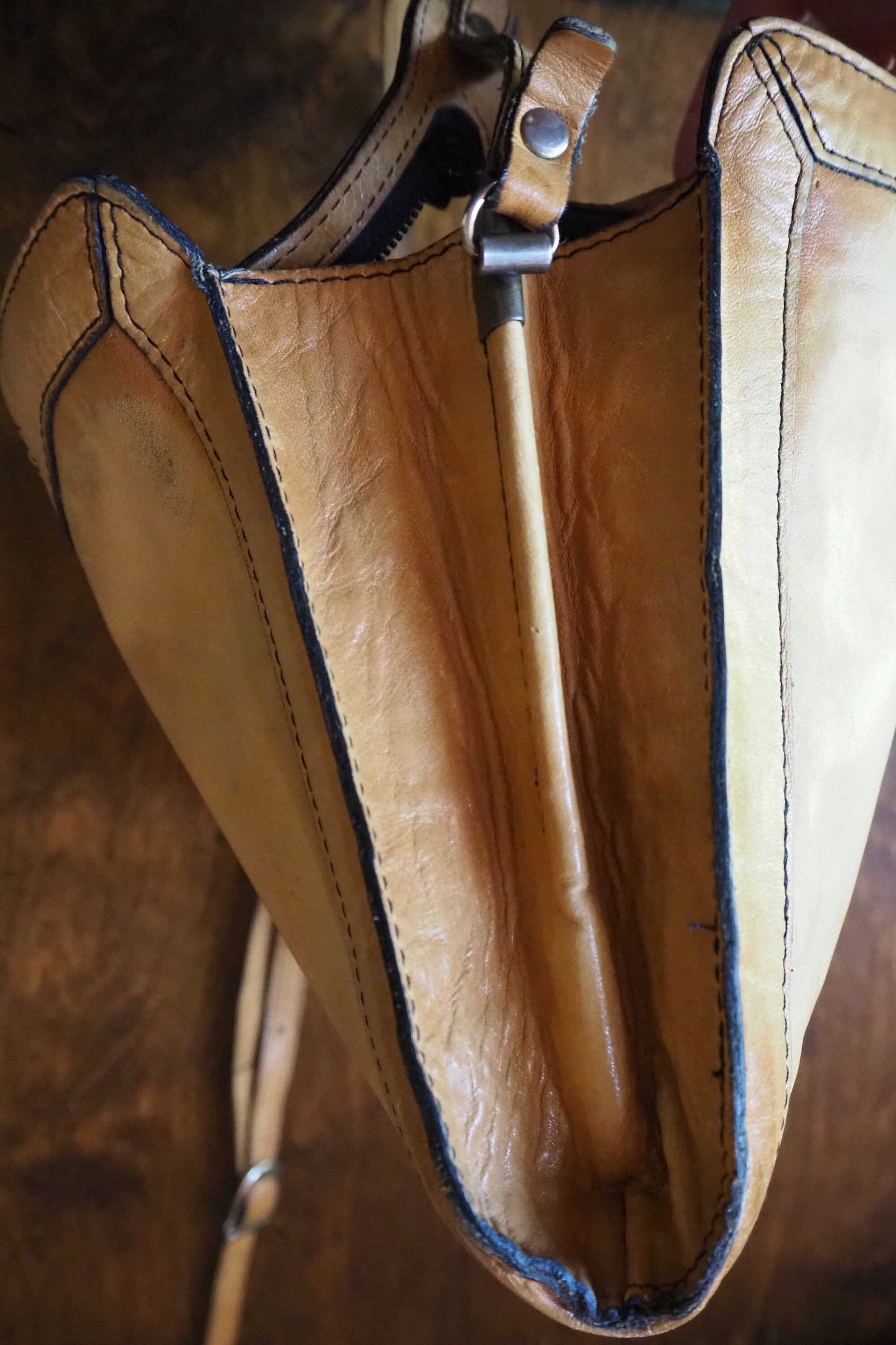 Vintage leather crossbody bag | Vintage leather bag | Light brown leather bag | Vintage handbag