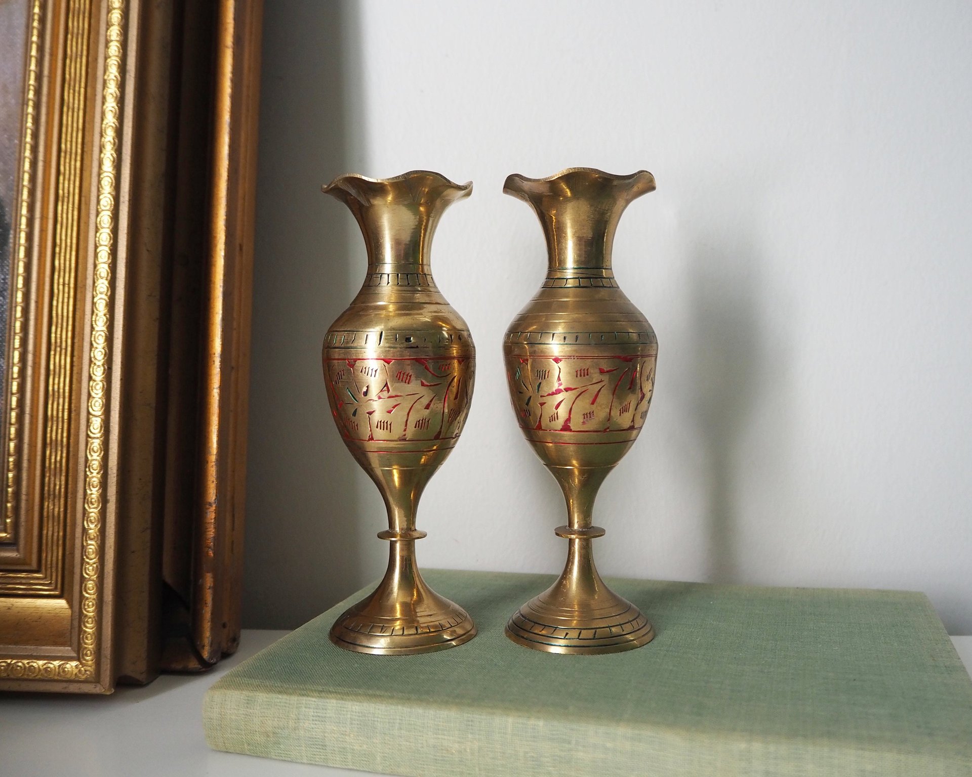 Set of two small vintage vases | Small brass vases | Vintage bud vase | Vintage single flower vases | Etched brass vases