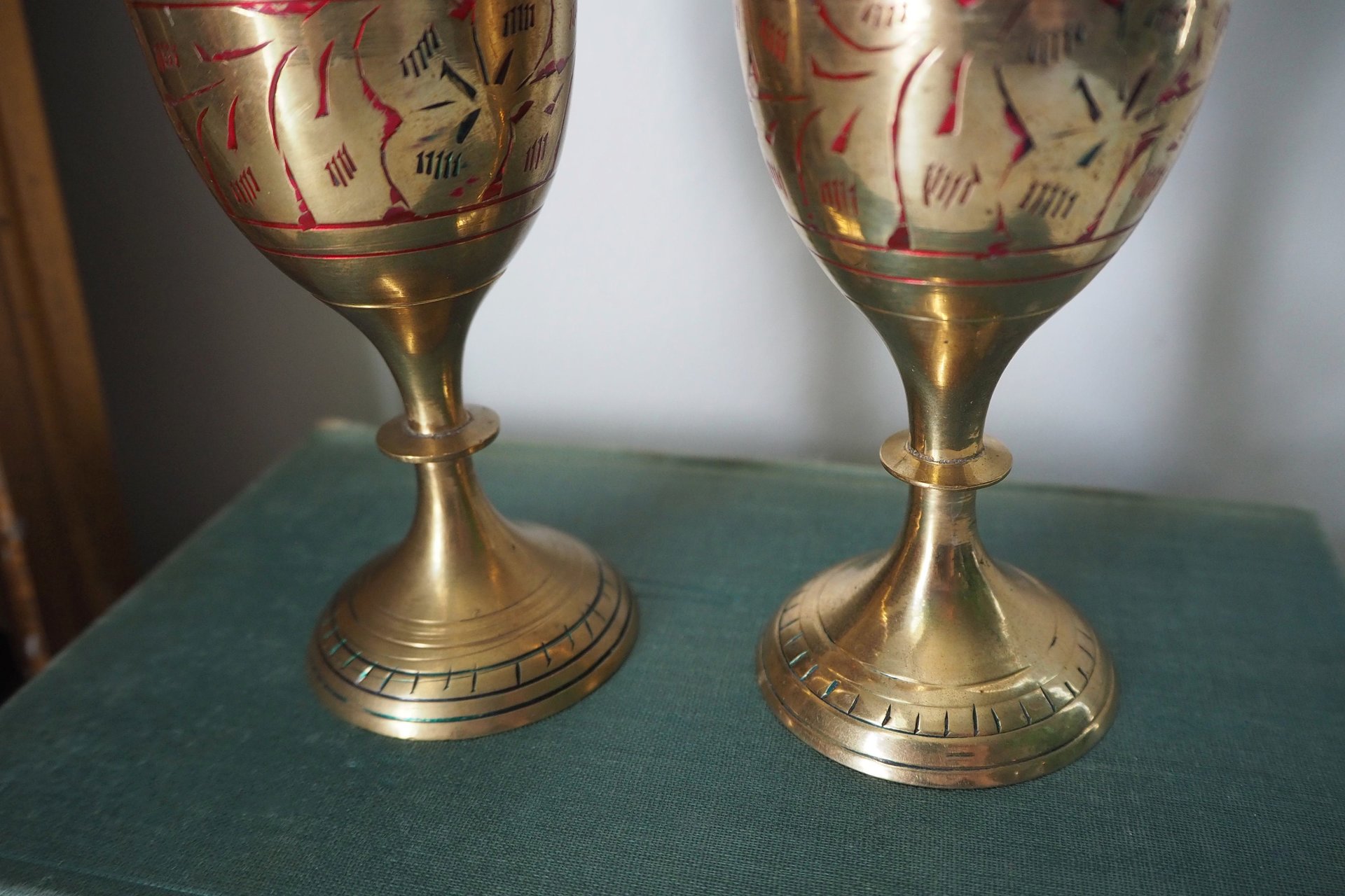 Set of two small vintage vases | Small brass vases | Vintage bud vase | Vintage single flower vases | Etched brass vases