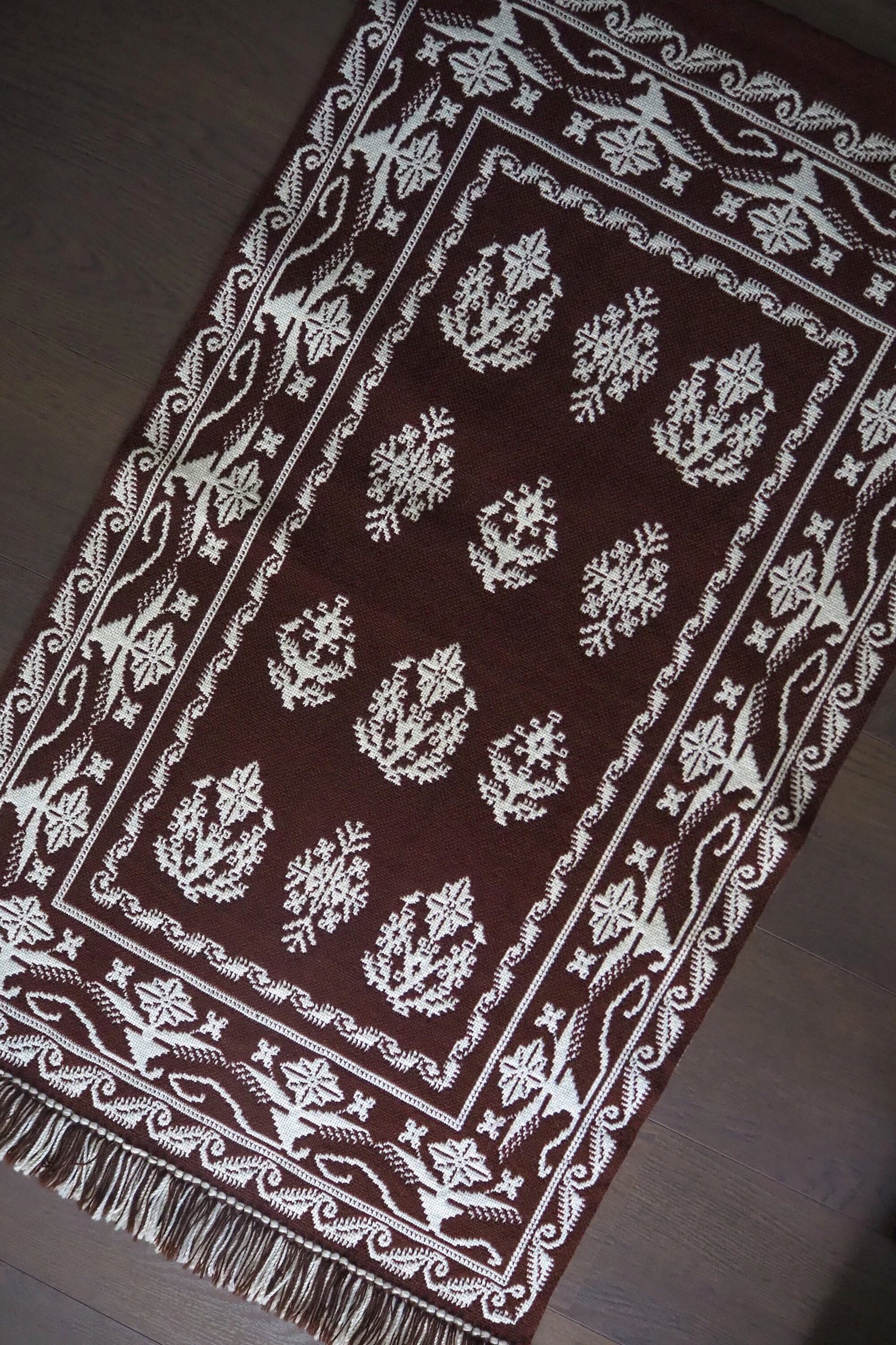 Vintage wall hanging | Large brown and white wall hanging | Scandinavian wall hanging | Vintage wall tapestry | Handmade wall tapestry