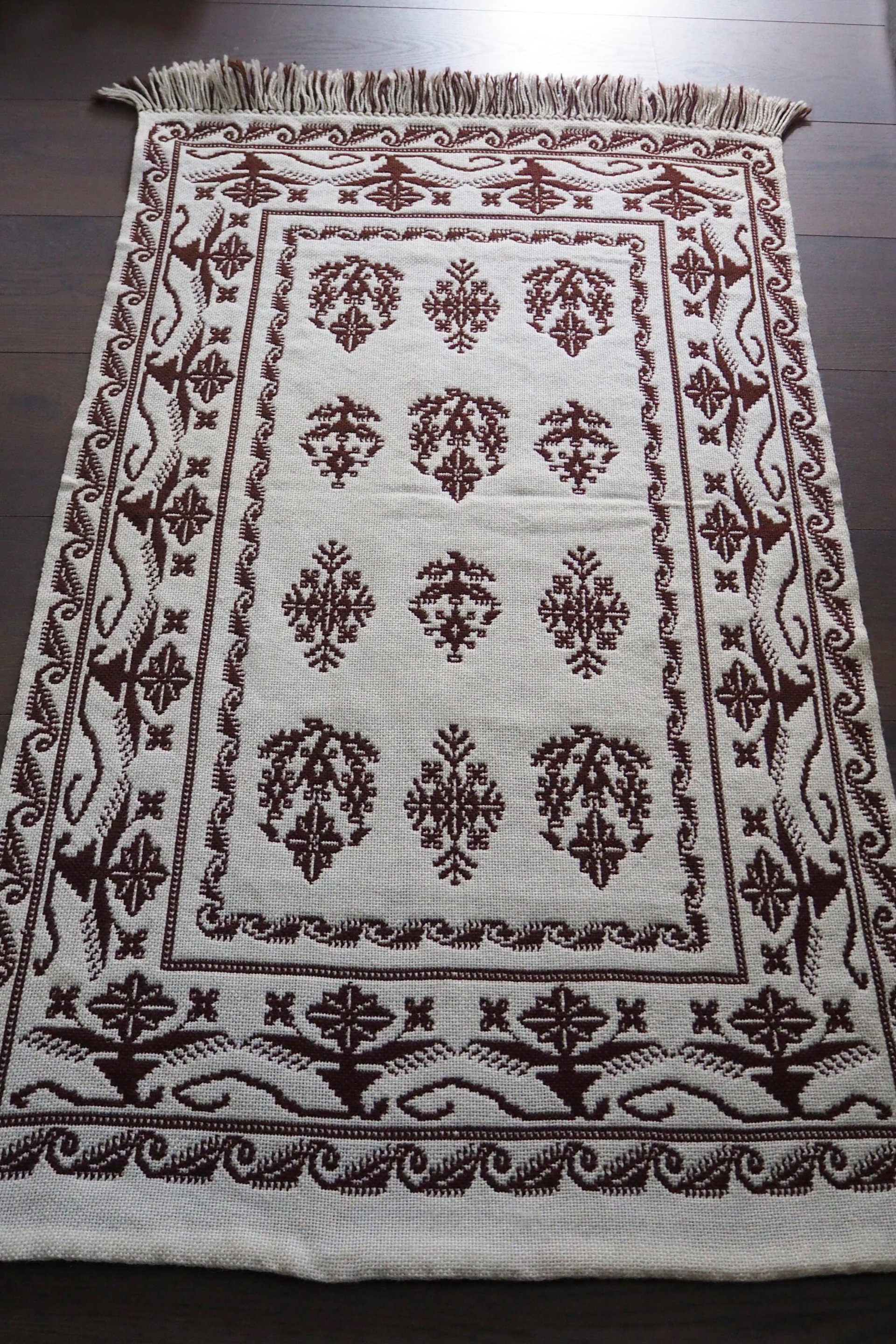 Vintage wall hanging | Large brown and white wall hanging | Scandinavian wall hanging | Vintage wall tapestry | Handmade wall tapestry