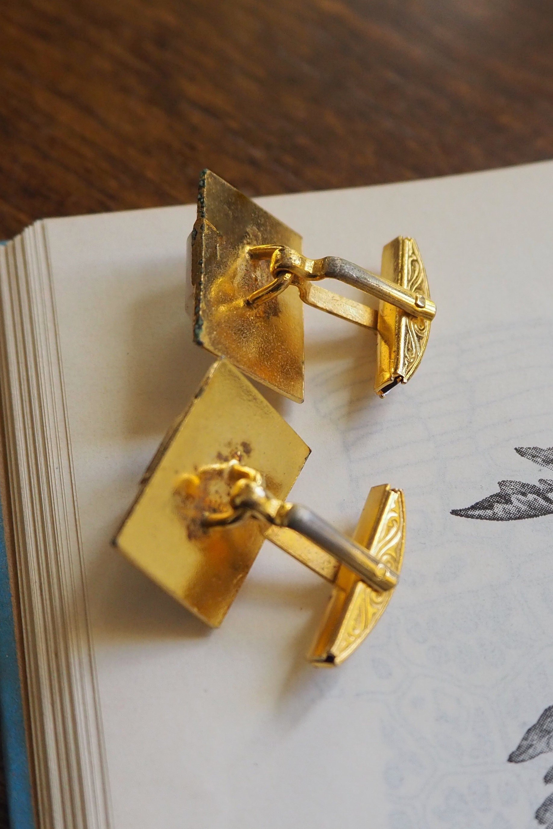 Vintage Damascene cuff links | Vintage cuff links | Damascene cuff links | Gold plated cufflinks