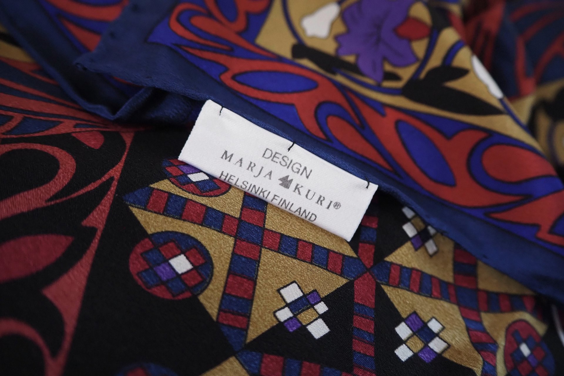 Vintage silk scarf | Vintage Marja Kurki scarf | Marja Kurki silk scarf | Geometric vintage silk scarf