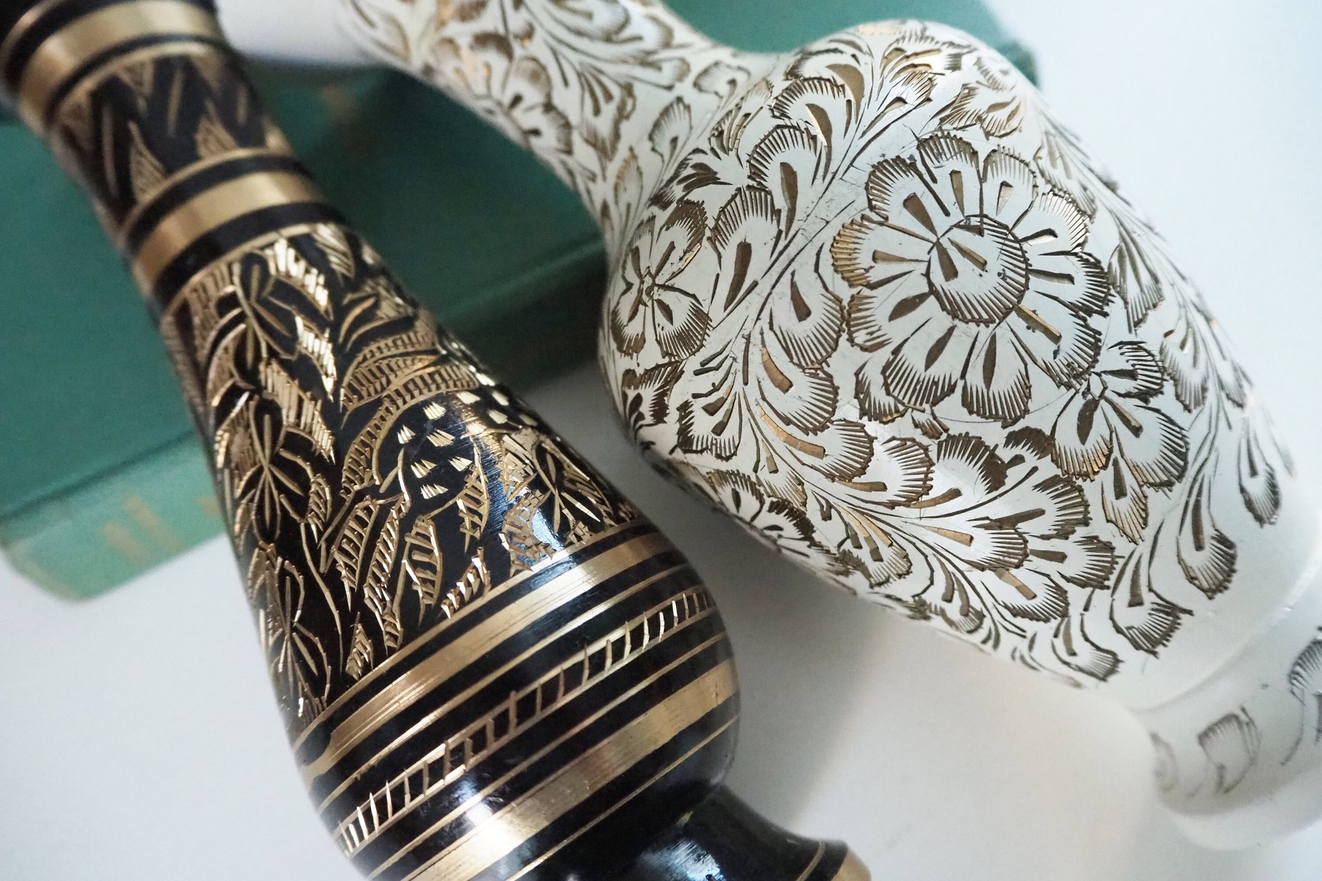 Vintage brass vases | Set of two small vases | Black and white brass vase | Etched brass vases | Vintage vases