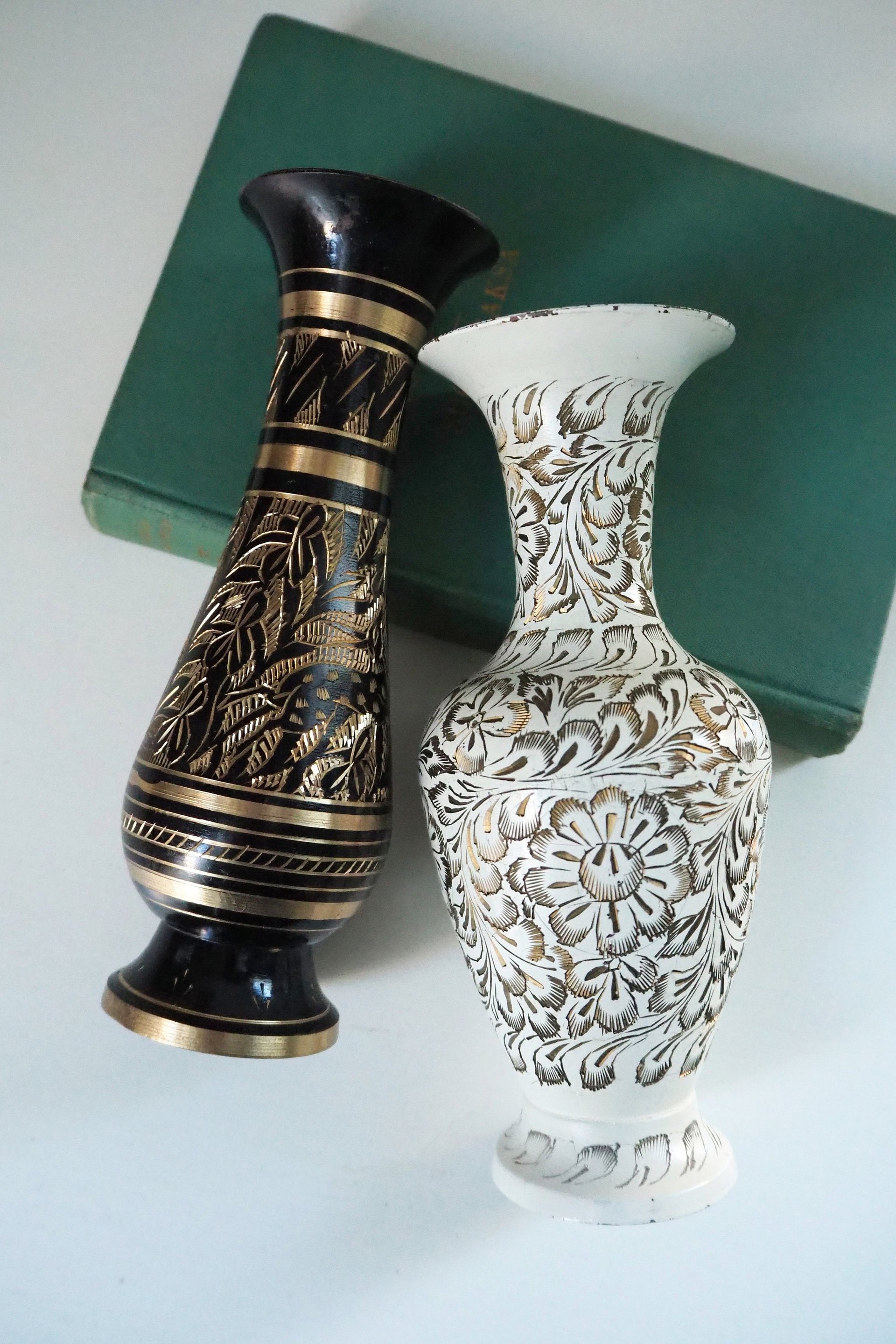 Vintage brass vases | Set of two small vases | Black and white brass vase | Etched brass vases | Vintage vases