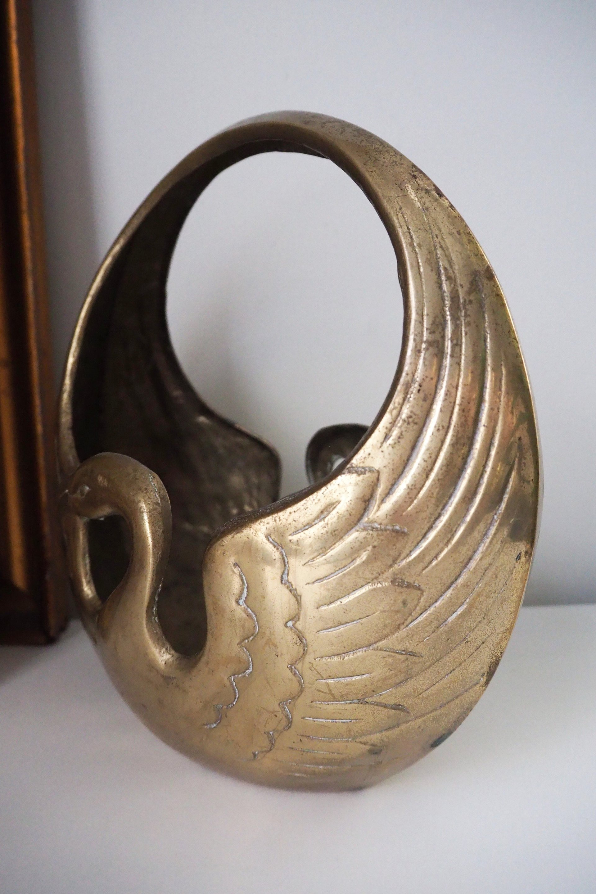 Vintage swan basket planter | Brass planter | Large vintage planter | Brass swan planter | Round swan planter